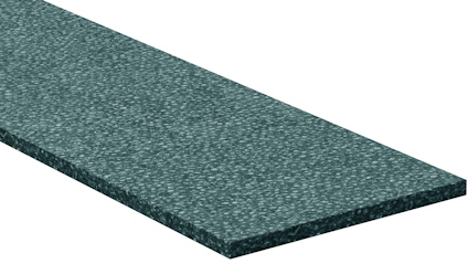 Rektangulär, grönskiftande skiva med stenmönster, mot en vit bakgrund.